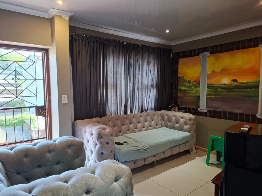 3 Bedroom Property for Sale in Mdantsane Nu 17 Eastern Cape